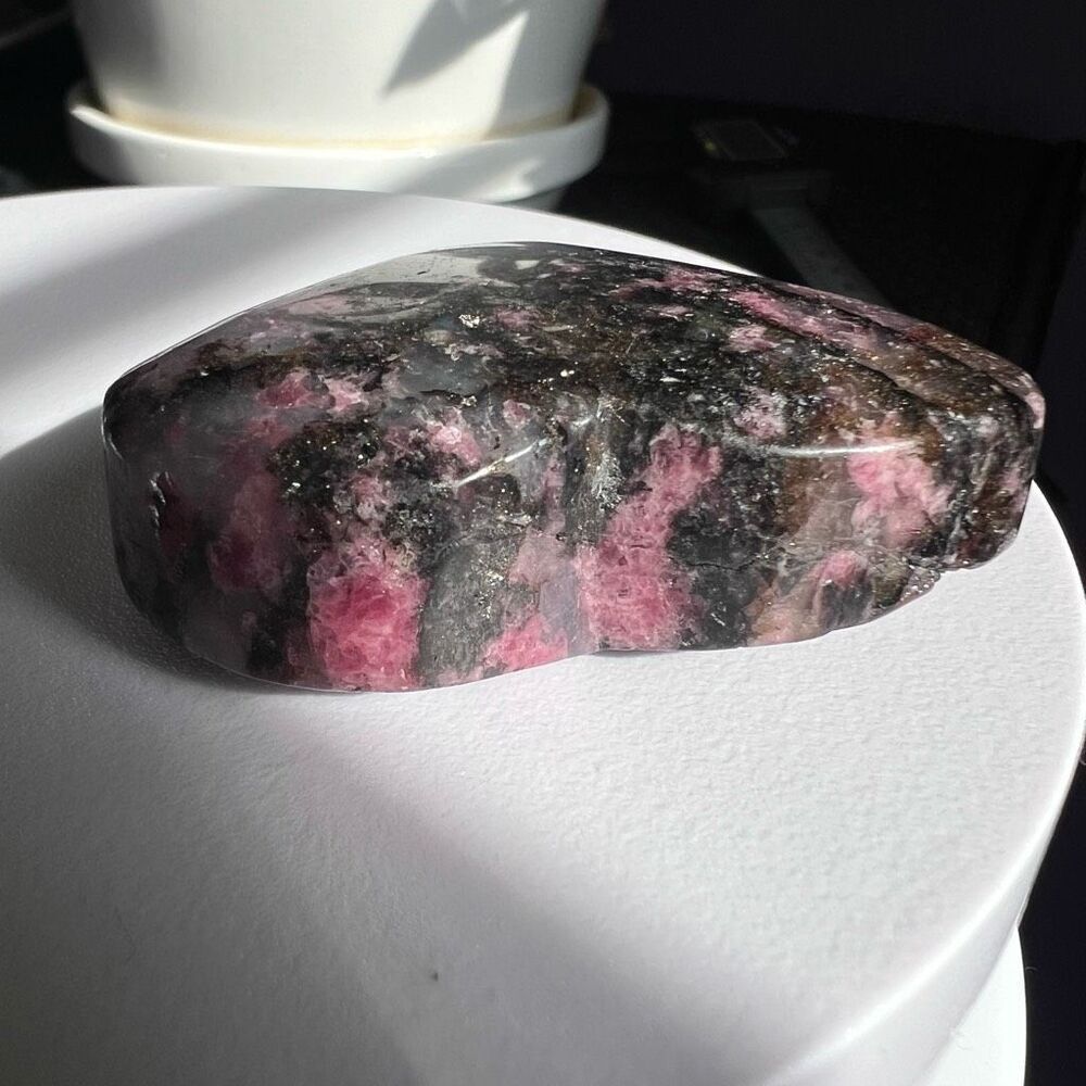 Icy Rhodonite Crystal Heart Carving - Picture 6 of 12